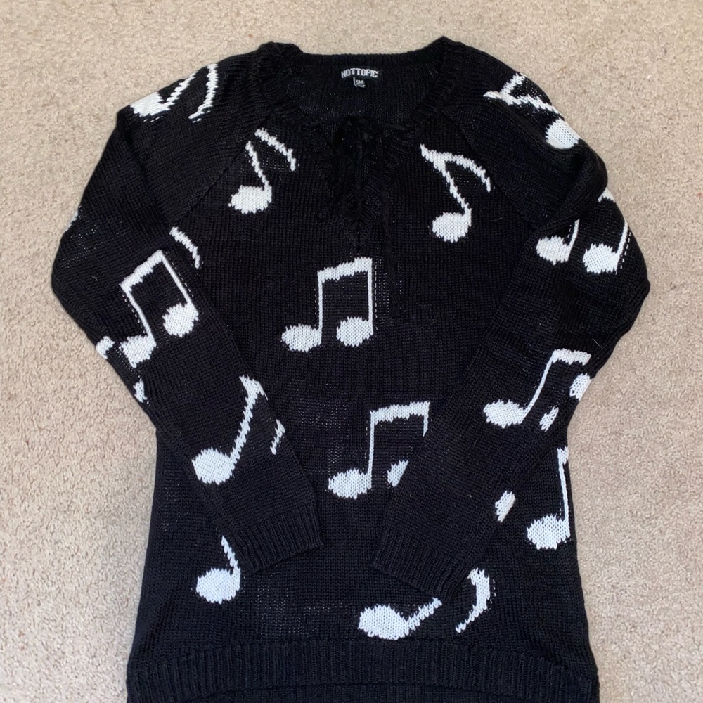 Hot topic music note sweater